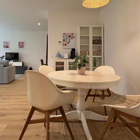 Appartement El Piso De Abajo - Vut Le 1324 León